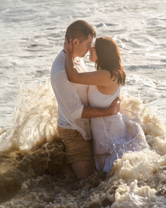 Sesión fotográfica de parejas / preboda / compromiso - Exterior o domicilio